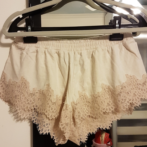 FENTYxPUMA shorts - Picture 3 of 5